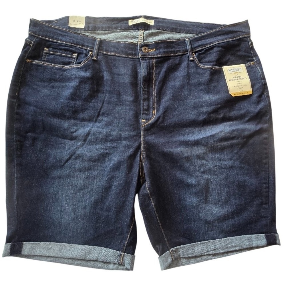 Levi Strauss Signature Bermuda Shorts Womens 26W Dark Blue Mid Rise Cuffed Denim
